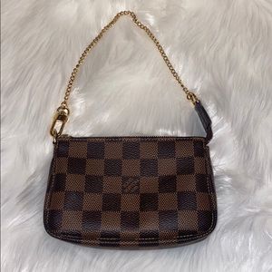 Louis Vuitton Mini Pochette